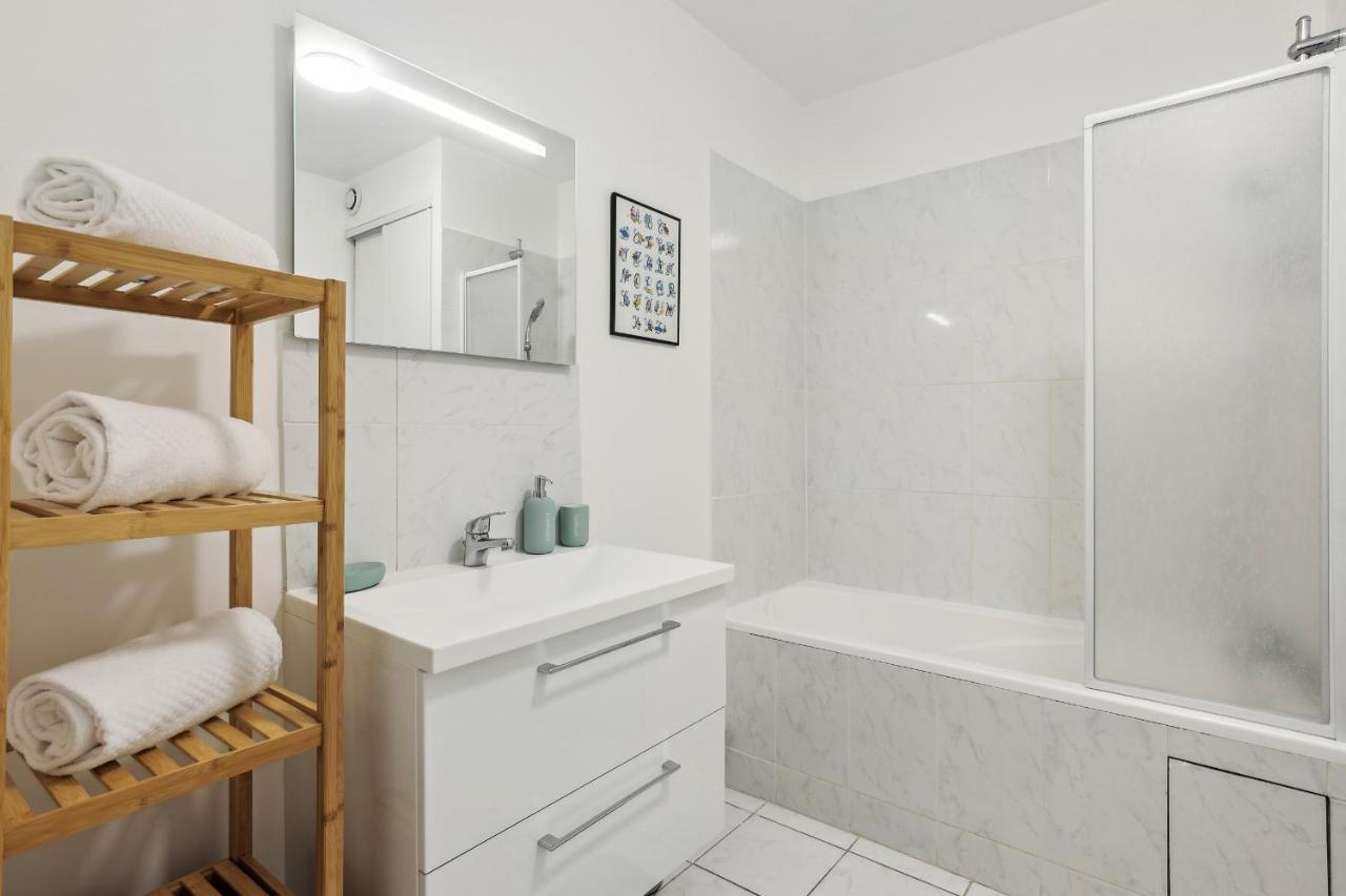 Le Montesquieu Apartman Versailles Kültér fotó